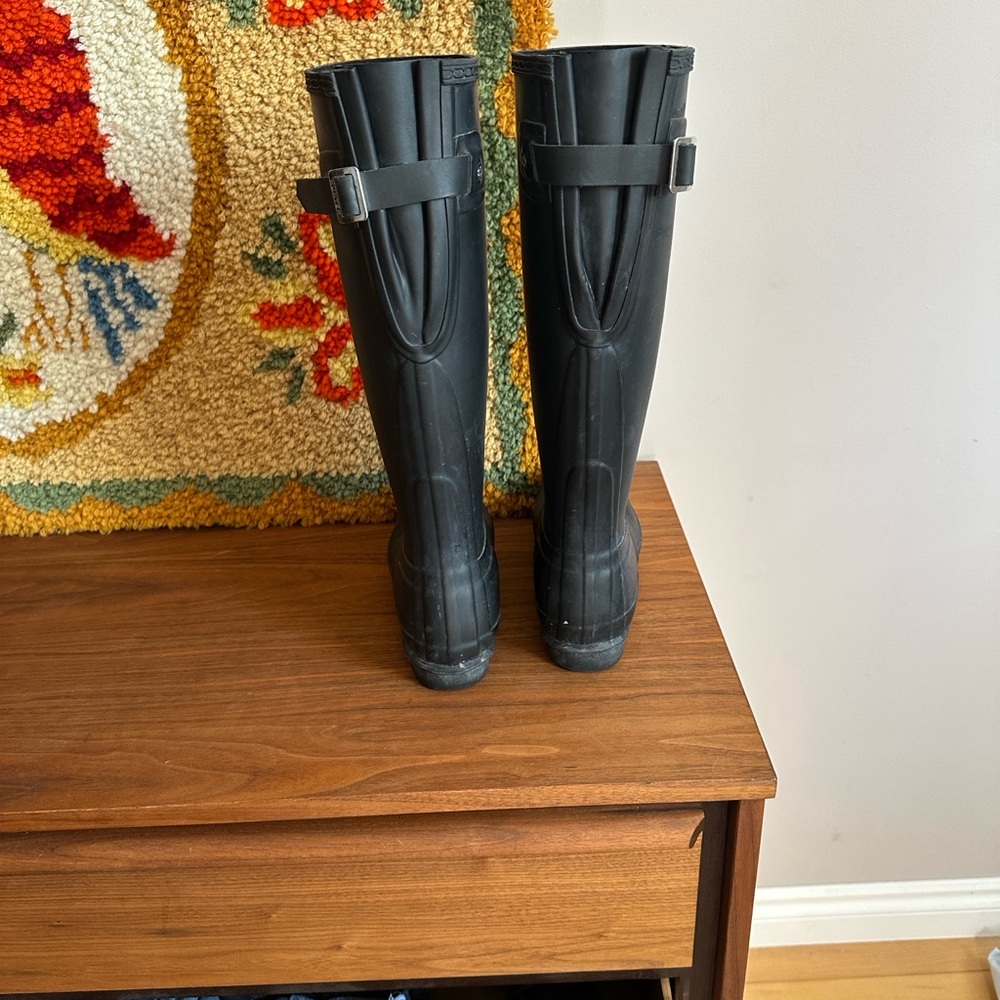 Hunter Classic Black Knee-High Boots - Picture 4 of 7